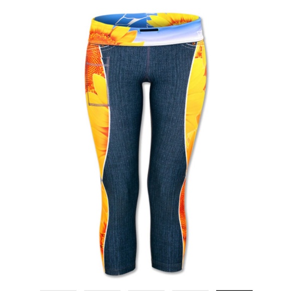 INKnBURN Sunflower Capris - Picture 9 of 14